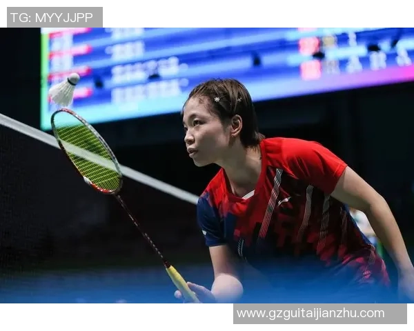 成都羽毛球队以54分稳居精英赛积分榜首位展现强劲实力